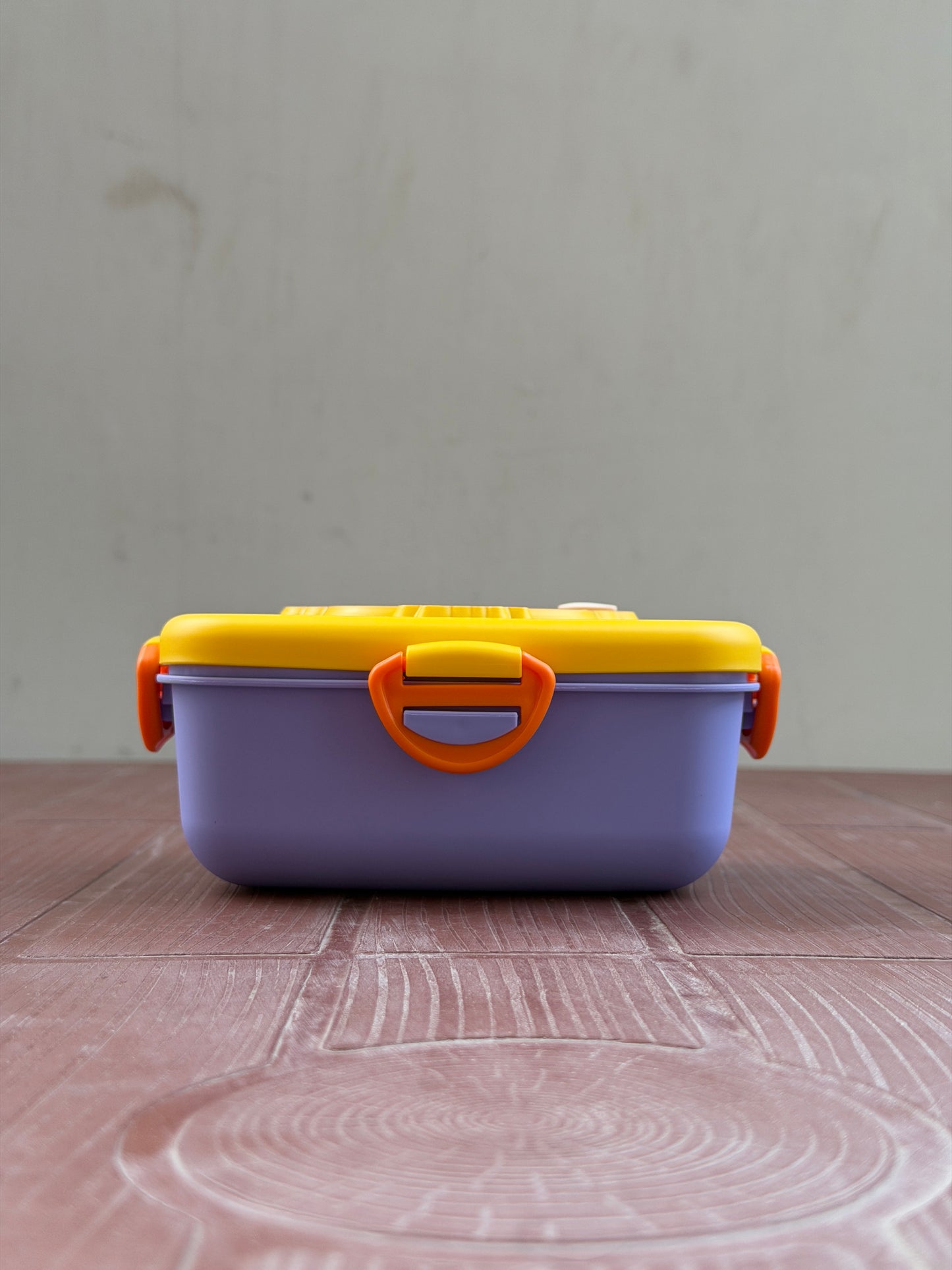 Leak-Proof,single compartment Lunch Box with spoon